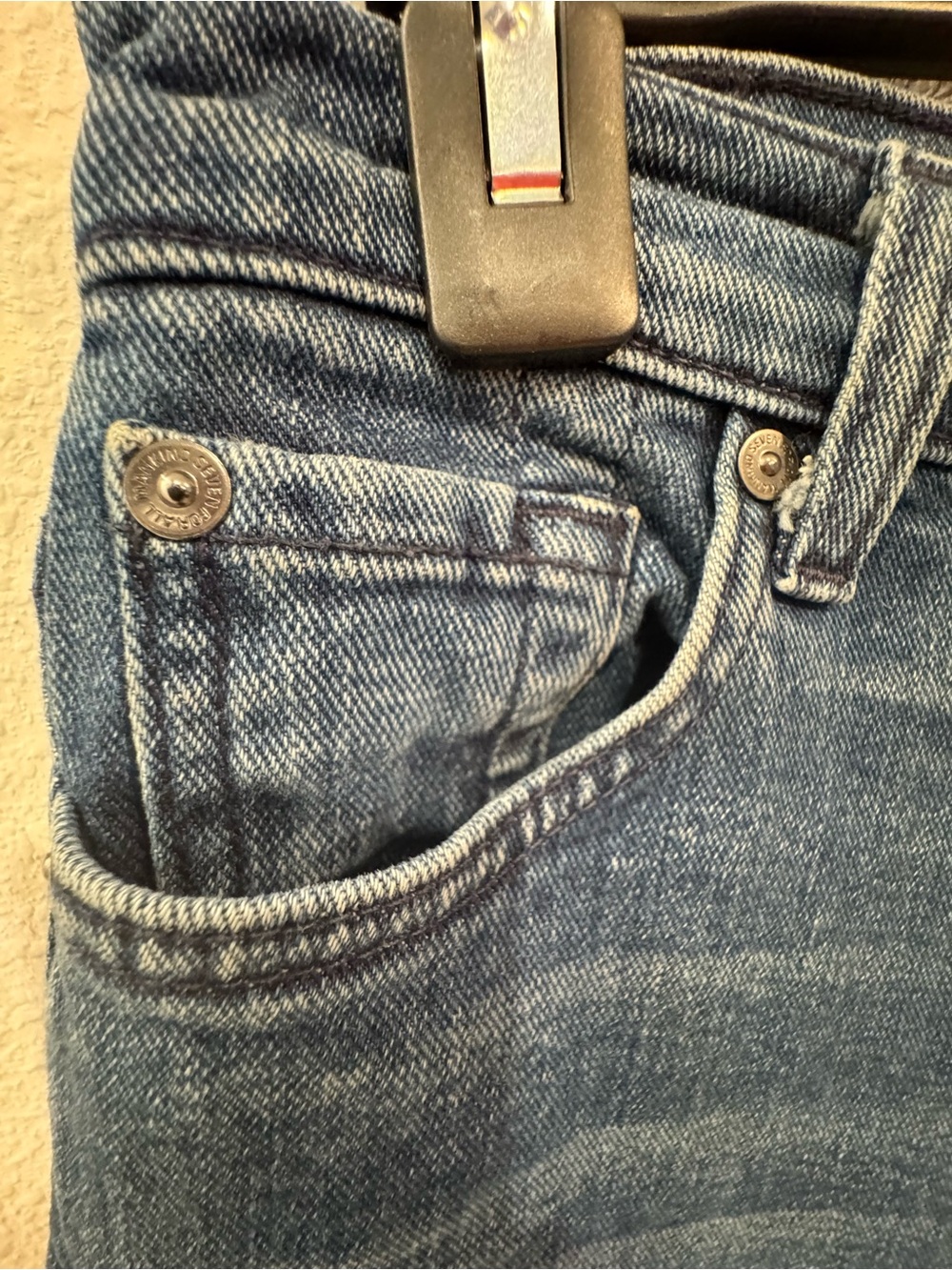 7 For All Mankind Blue High-Waist Flared Women’s Jeans with Custom Patch Detail - Picture 9 of 9